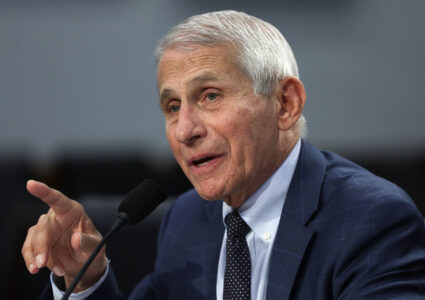 Bác Sĩ Anthony Fauci. (Hình: Alex Wong/Getty Images)